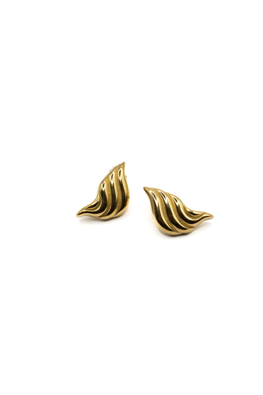 Aesthetic irregular stud earrings