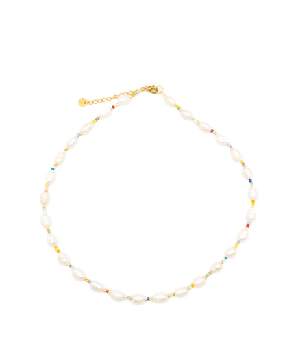 Pearl necklace with colorful beads