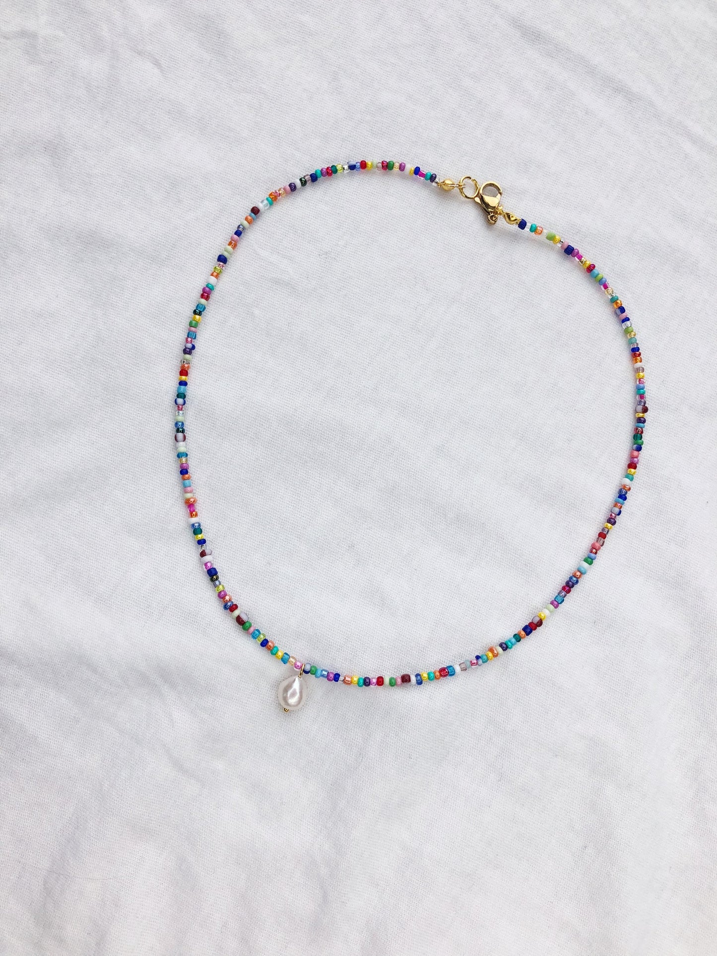 Single pearl beaded necklace