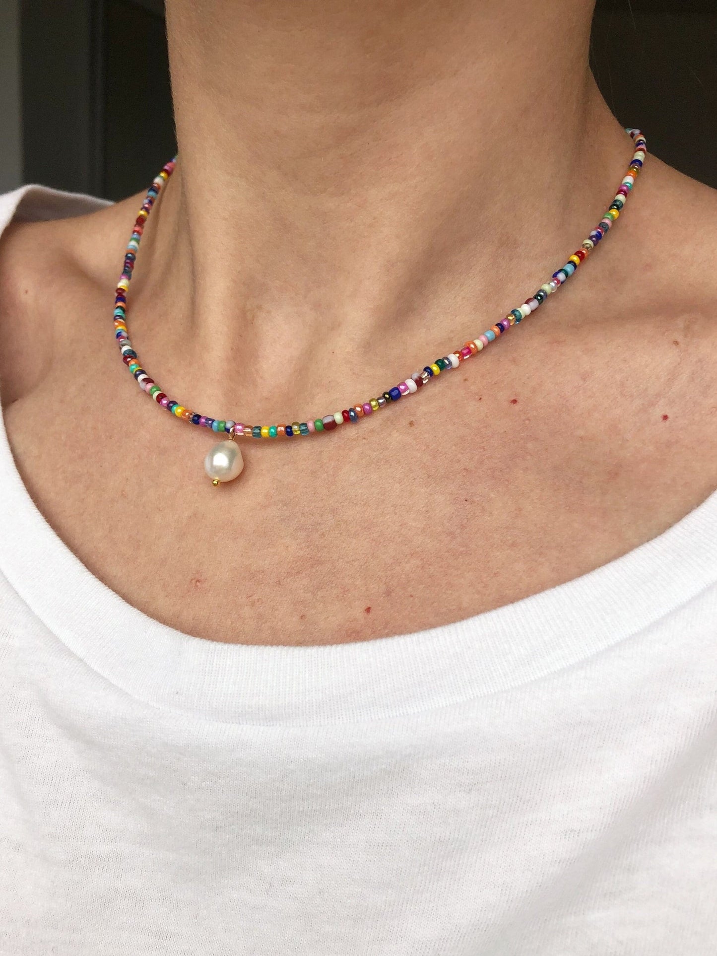 Single pearl beaded necklace