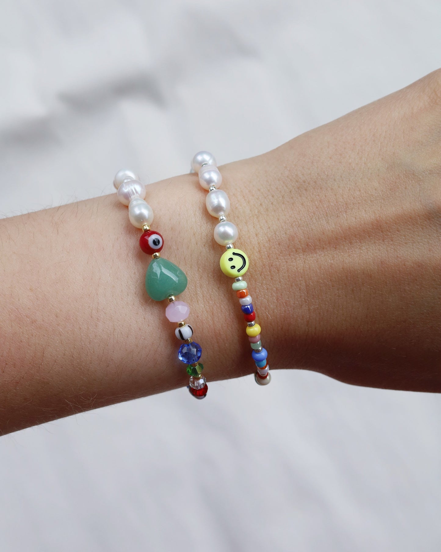 Smiley face beaded bracelet with pearls