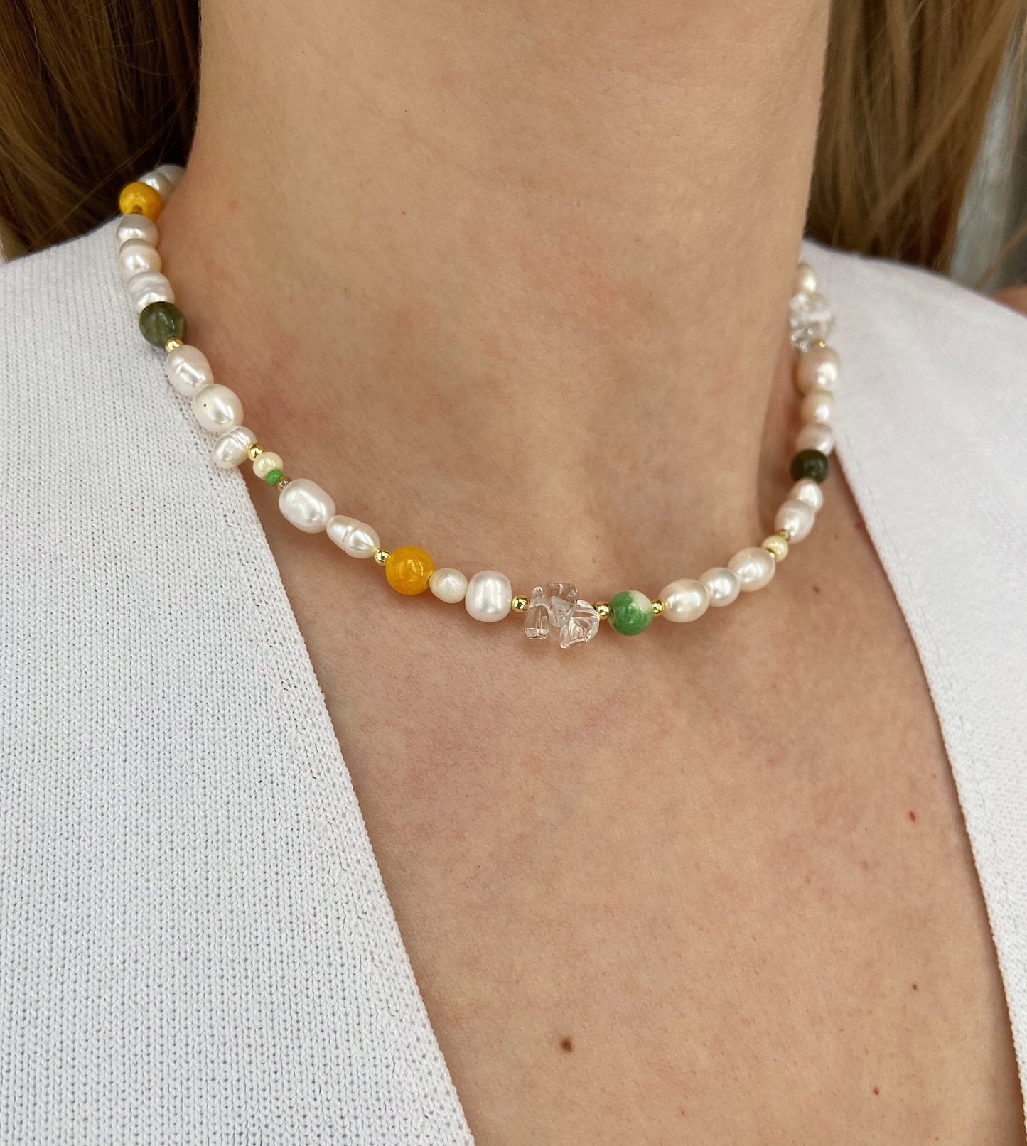 Green yellow jade and pearl necklace