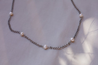 Chain necklace with small round freshwater pearls