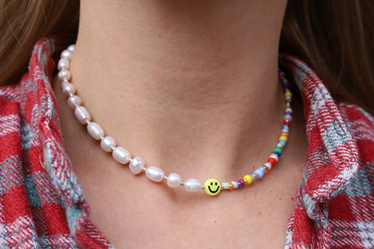 Smiley face pearl necklace with glass beads