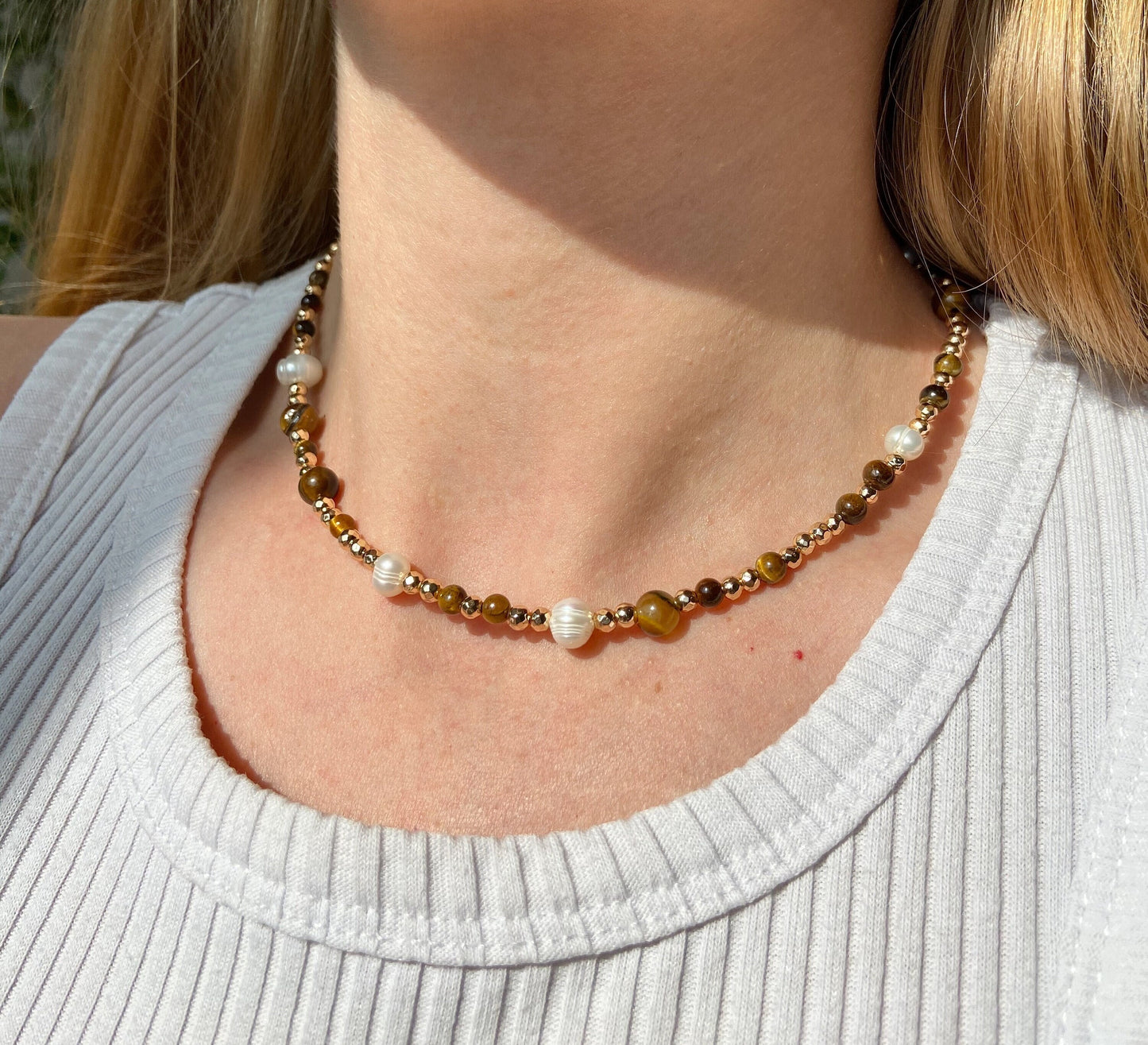 Beaded necklace with tiger eye and pearls