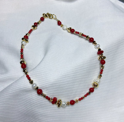 Beaded necklace with coral and pearls