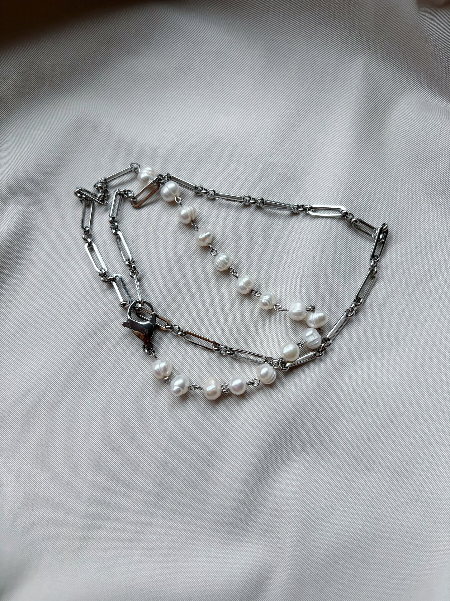 Long pearl and chain necklace